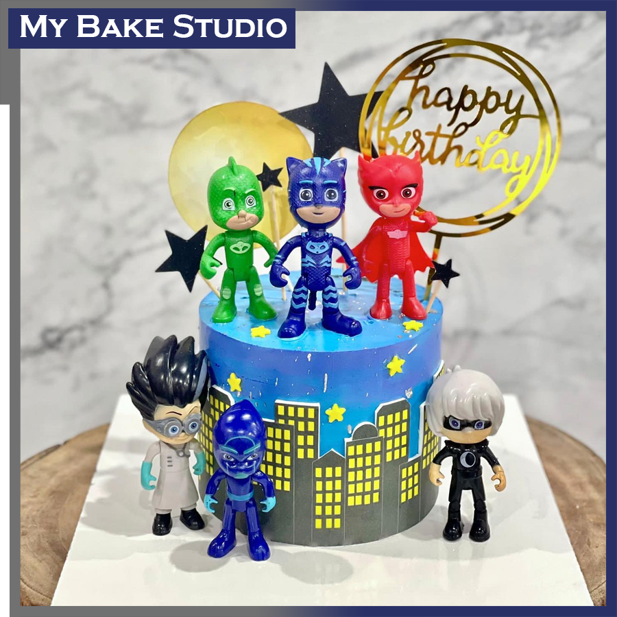 Mask Hero Cake