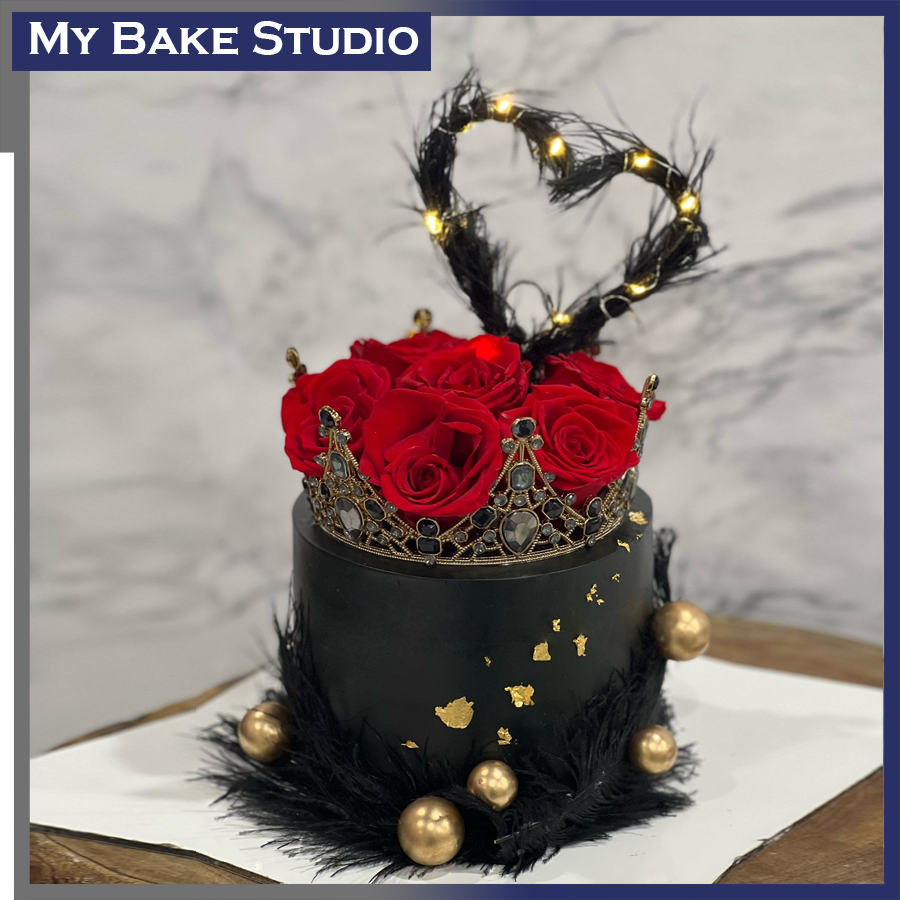 Midnight Rose Queen Cake