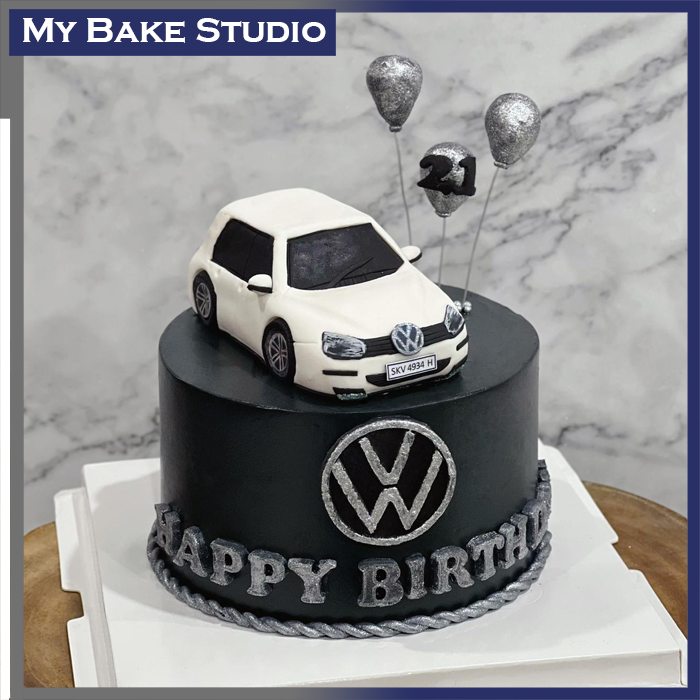 Mini Golf Car Cake