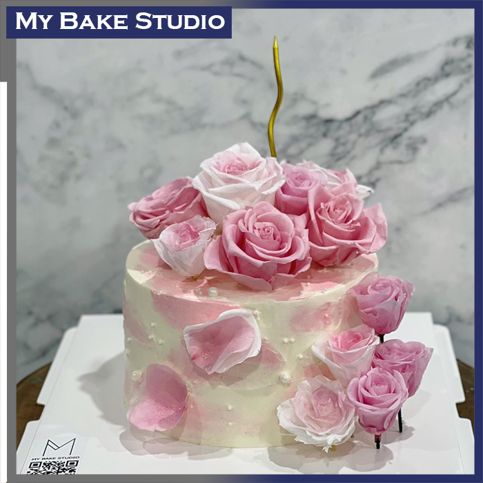 Delux Pink Rose Cake