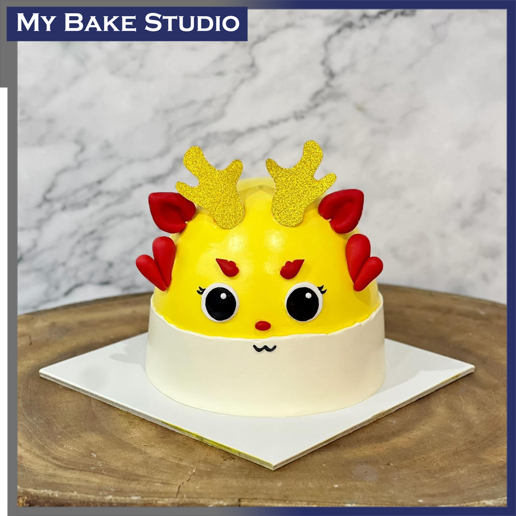 4'' Dragon Baby Cake