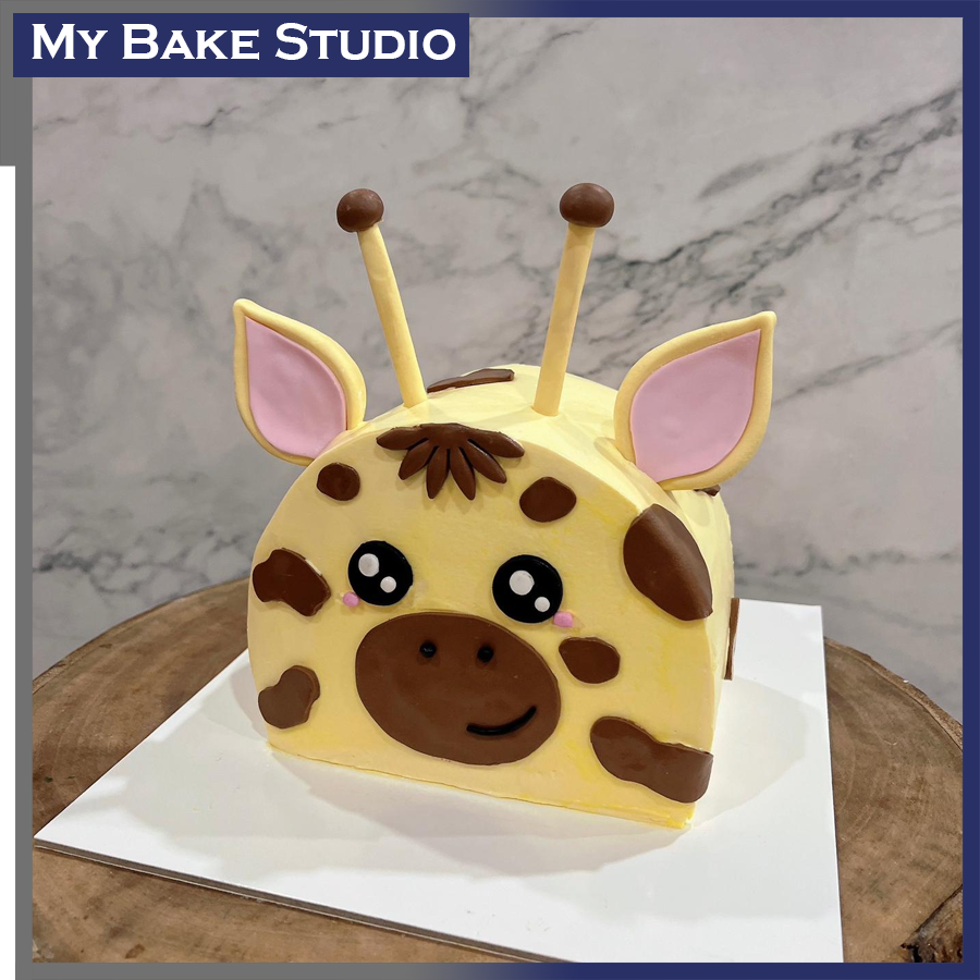 Little Giraffe Cake